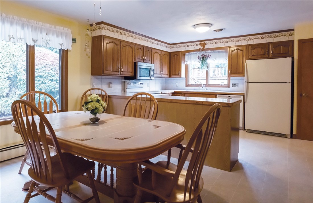 22 GROVE AVENUE Avenue