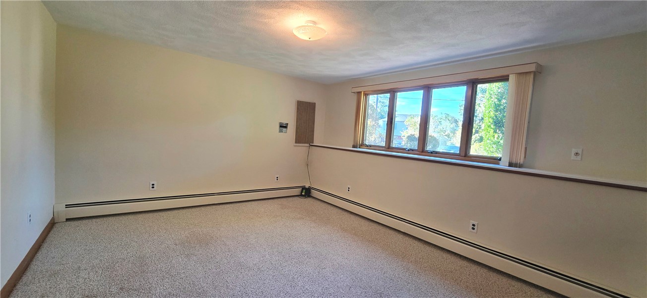 22 GROVE AVENUE Avenue