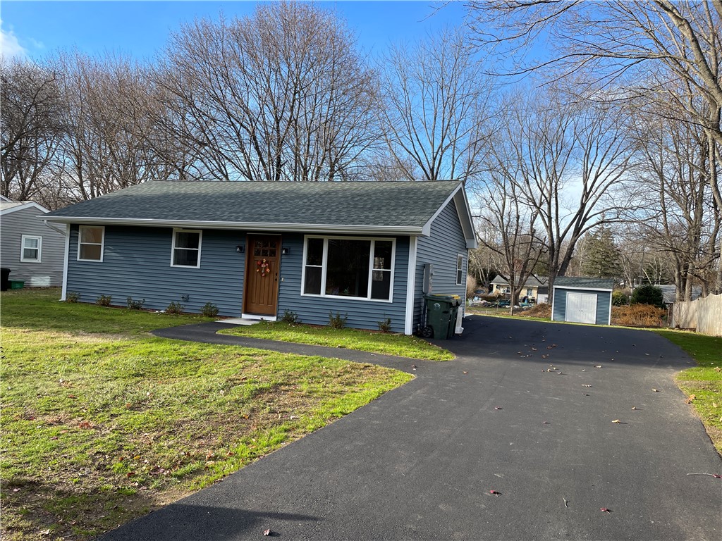 14 Douglas Circle
