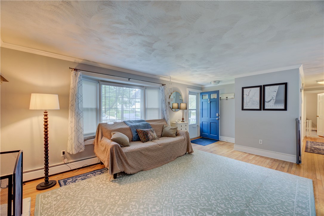 43 Viking Drive
