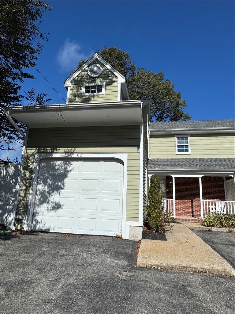62 Memorial Boulevard