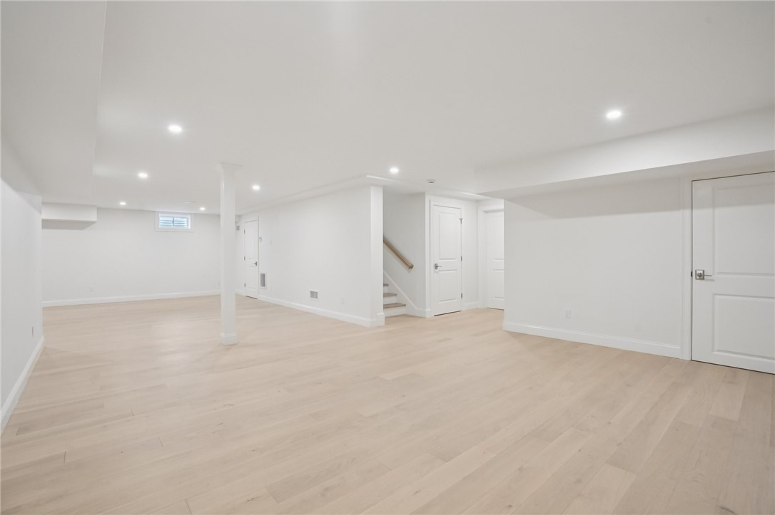 4 Lookout Lane