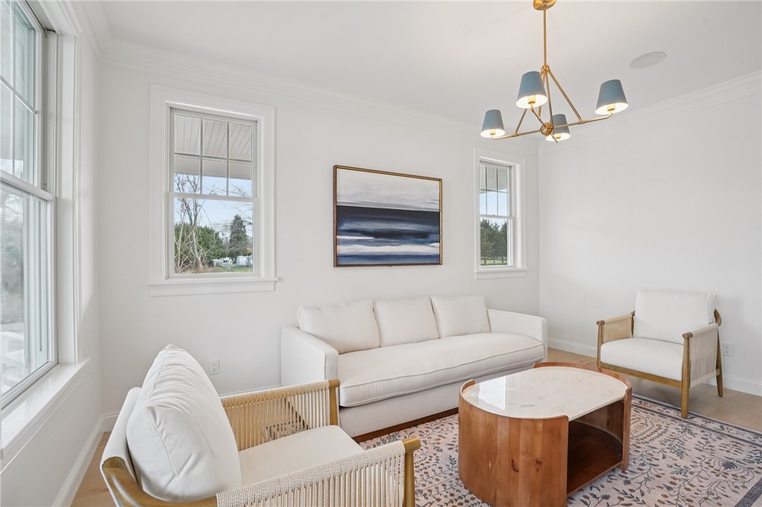 4 Lookout Lane