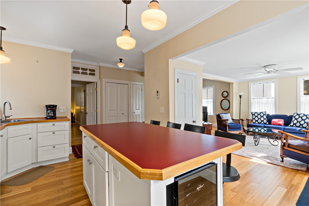 6 Gladding Court 1