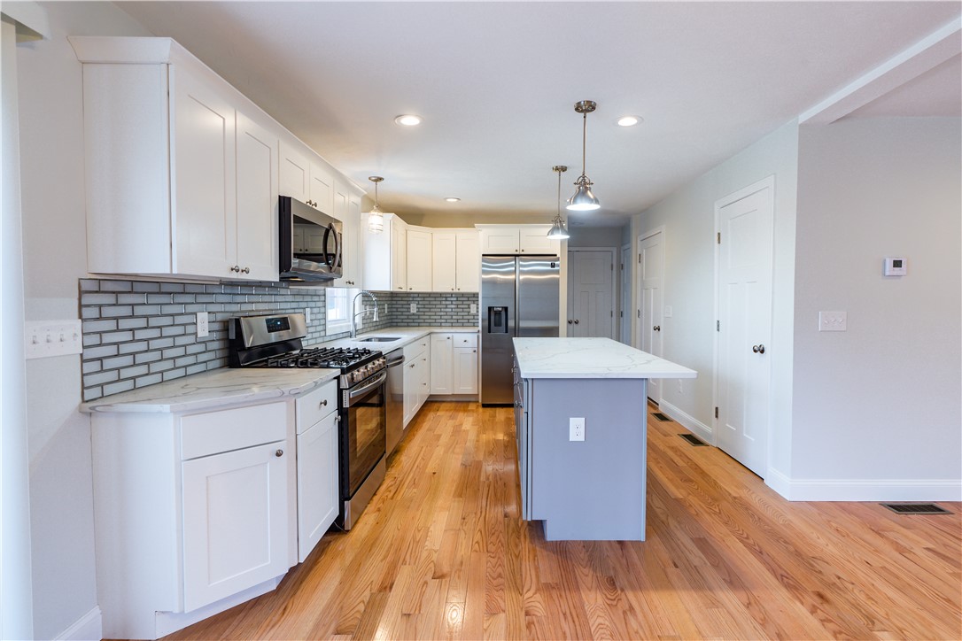 100 Brentwood Avenue