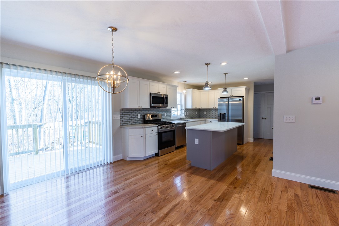 100 Brentwood Avenue