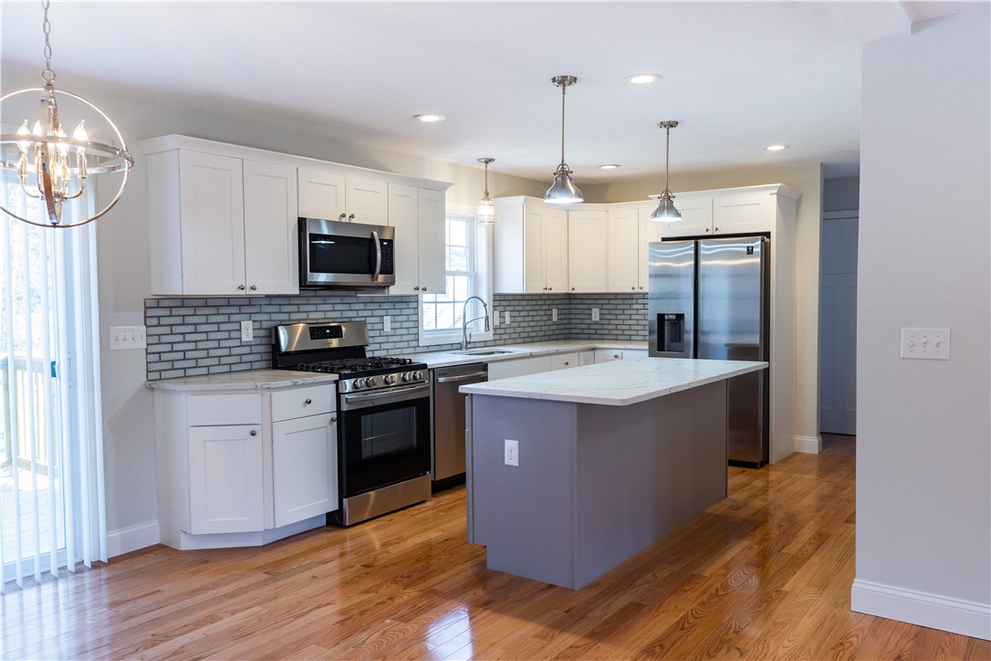 100 Brentwood Avenue