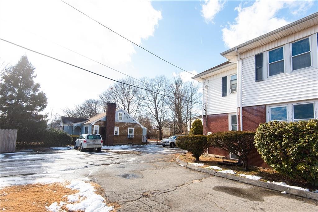 505 Bullocks Point Avenue 4