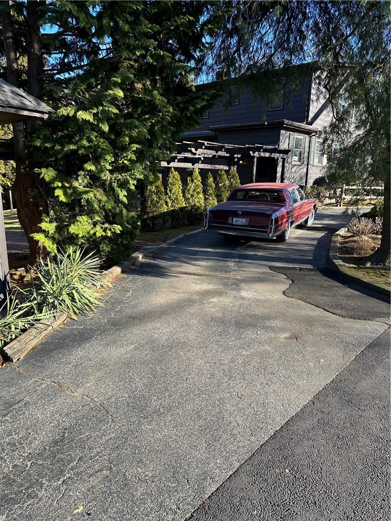 47 Clara Avenue