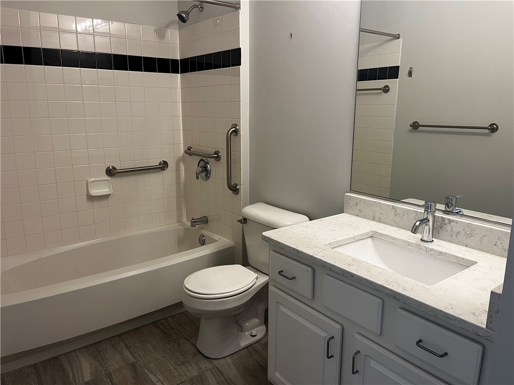 1000 Providence Place Place 216