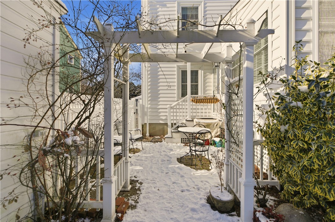 198 Gibbs Avenue