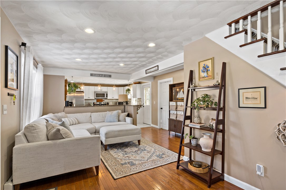 10 Cosett Road