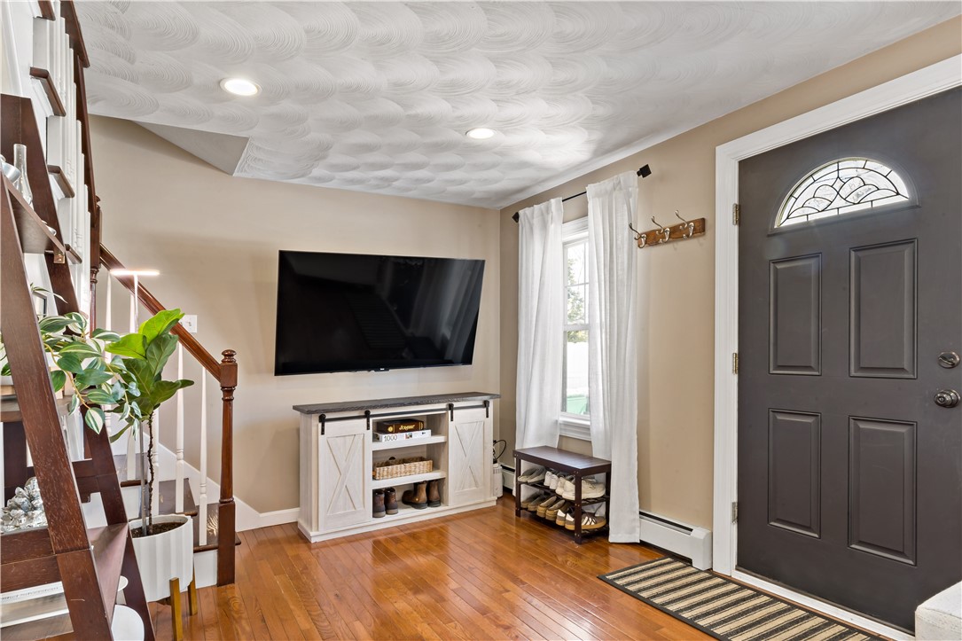 10 Cosett Road