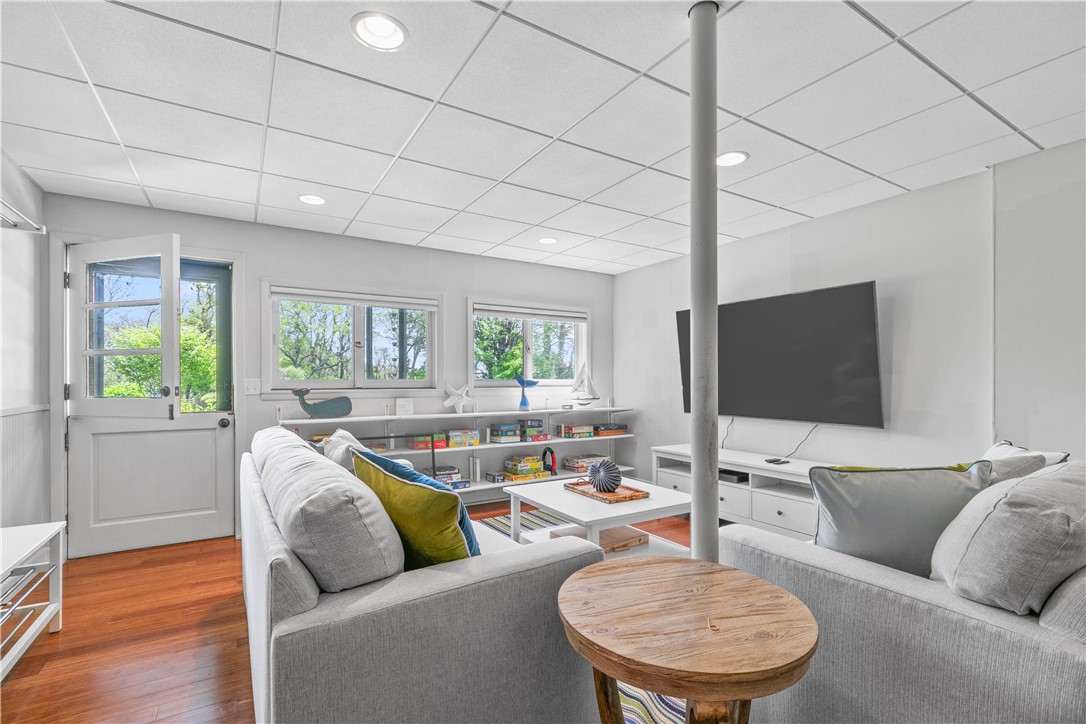 38 Sea View Avenue