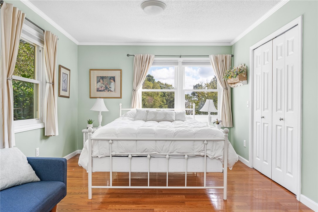 22 Colonial Drive