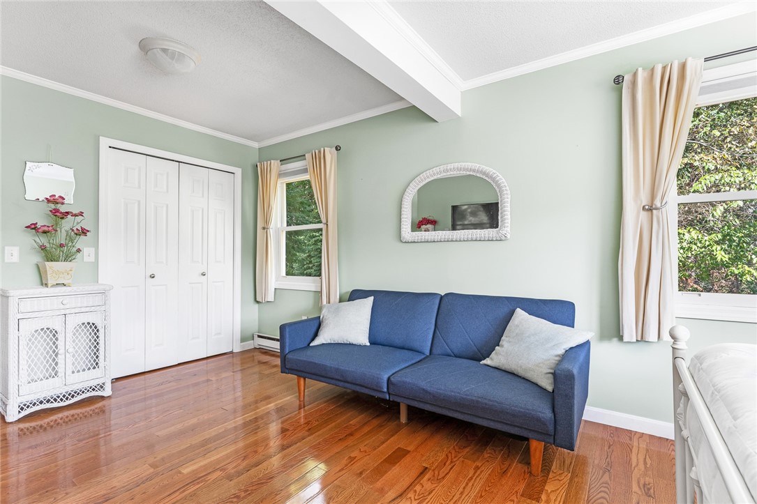 22 Colonial Drive