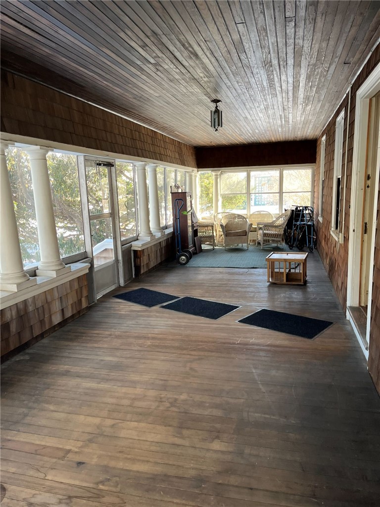 127 Longfellow Road