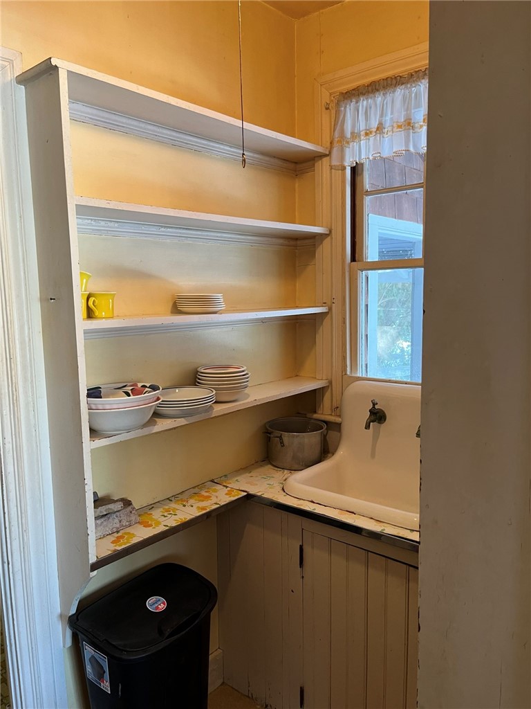 127 Longfellow Road