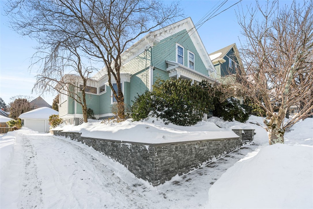 269 Doyle Avenue