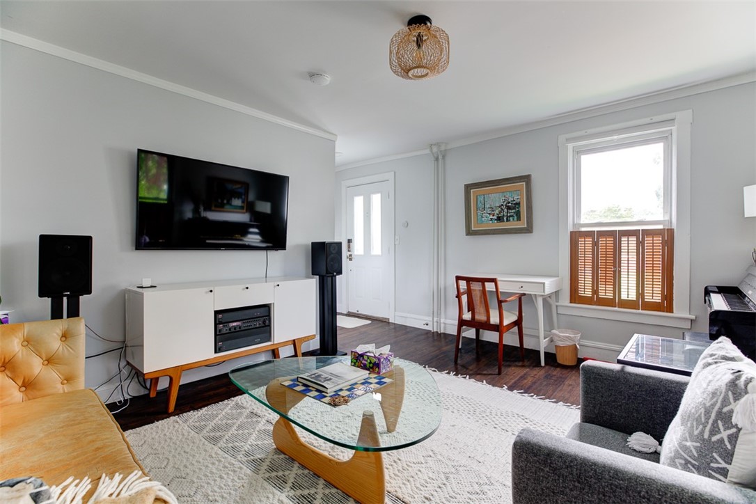 27 Burnside Avenue