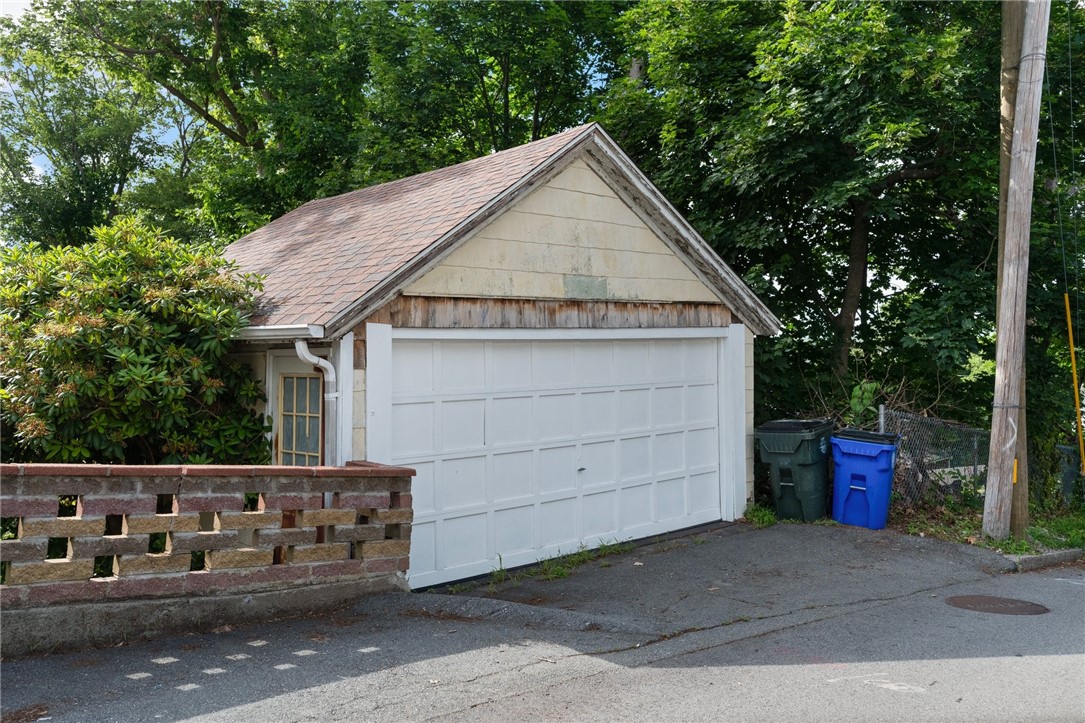 376 N Underwood Street