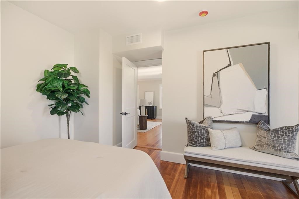 85 Bayview Avenue 1