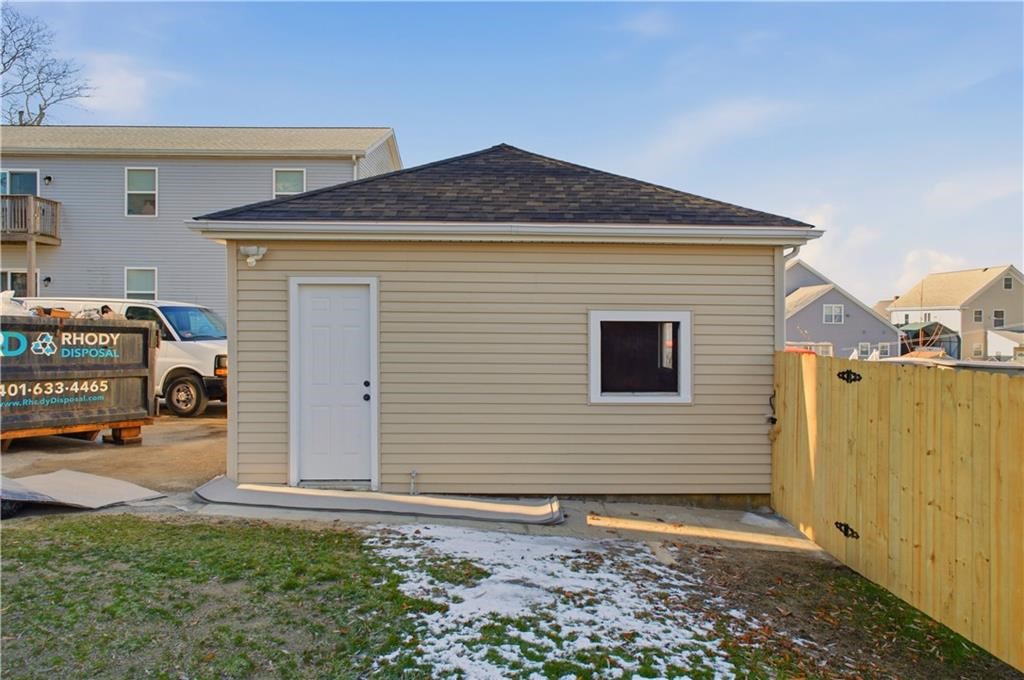 85 Bayview Avenue 1