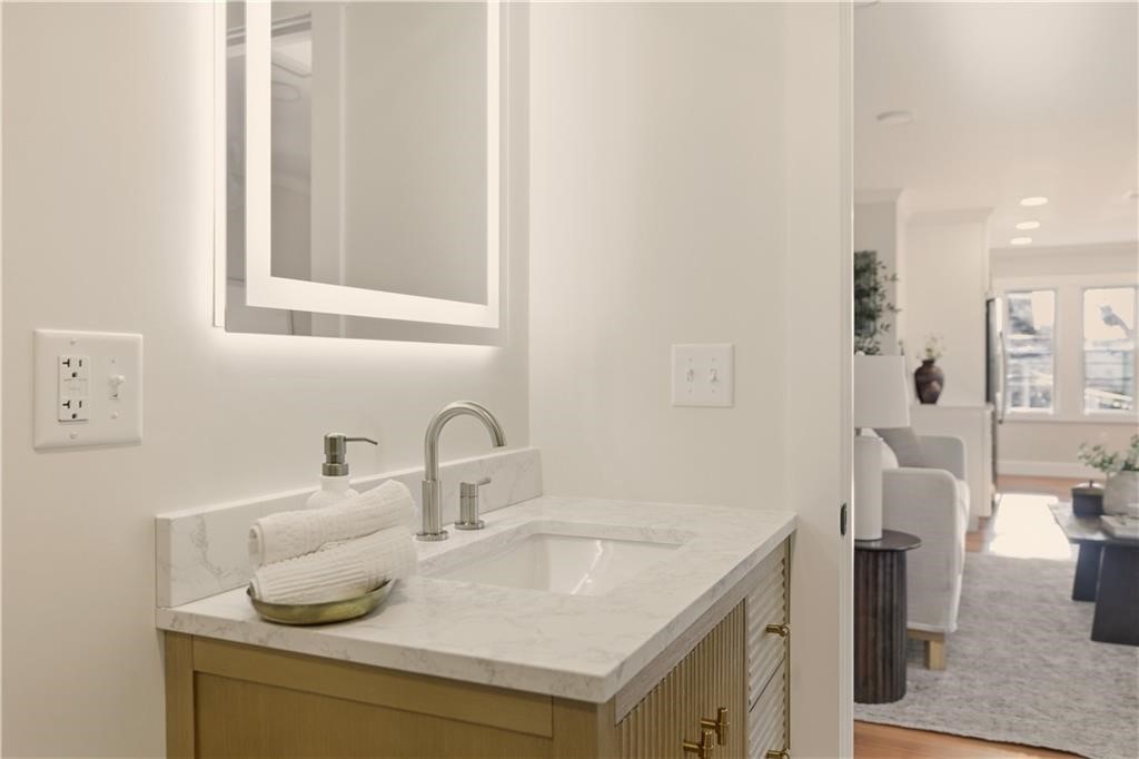 85 Bayview Avenue 1