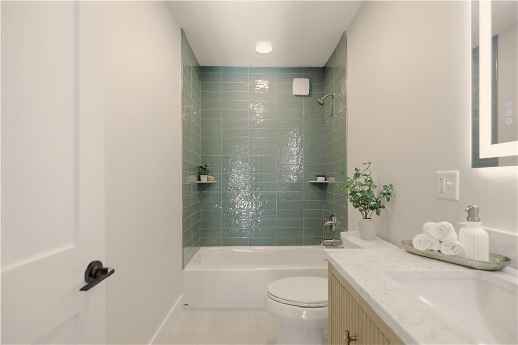 85 Bayview Avenue 1