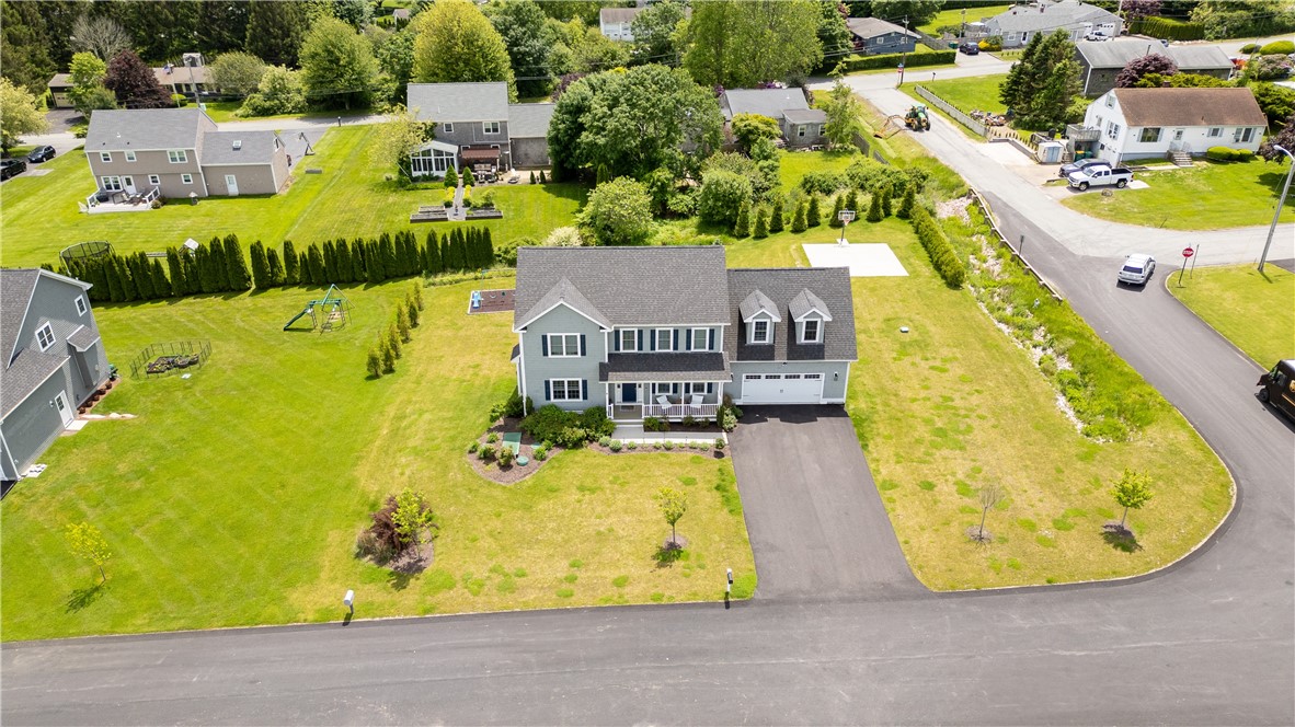 142 Ferreira Avenue