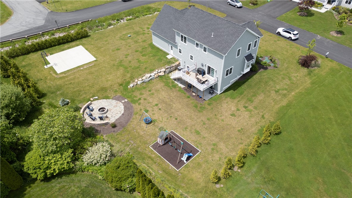 142 Ferreira Avenue