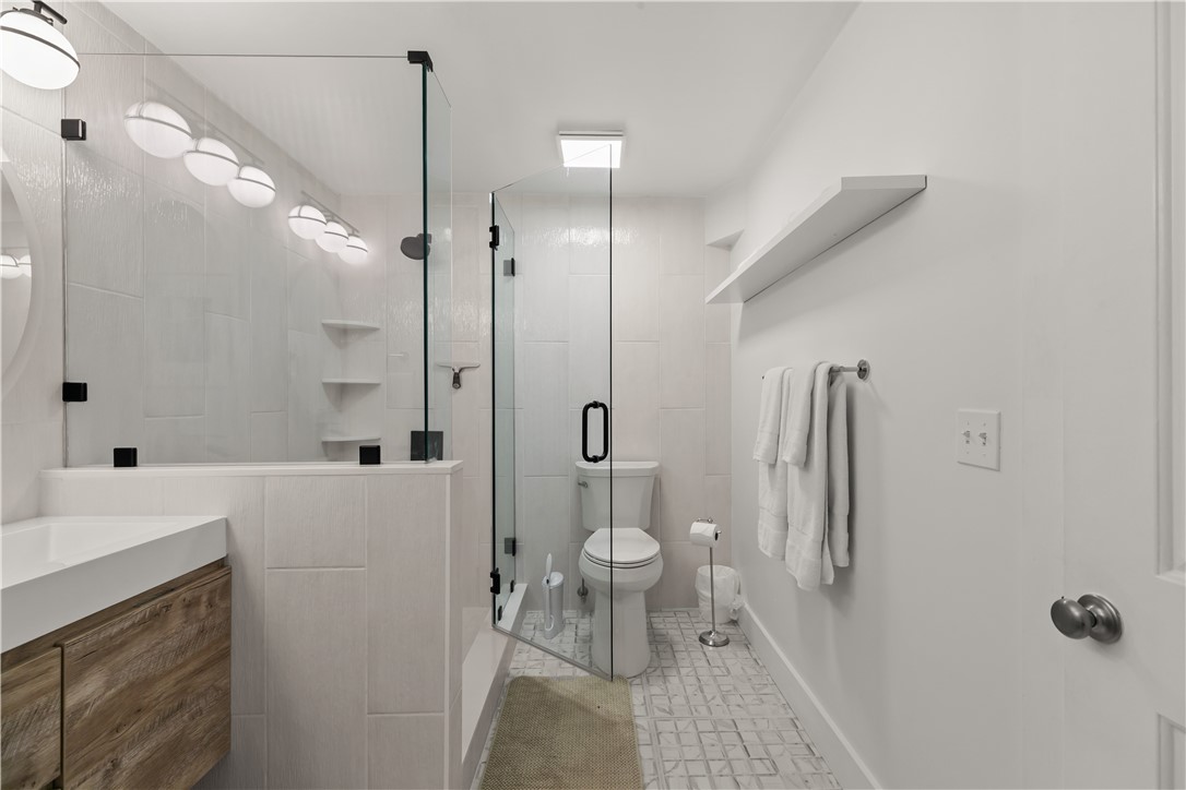 426 Spring Street B101