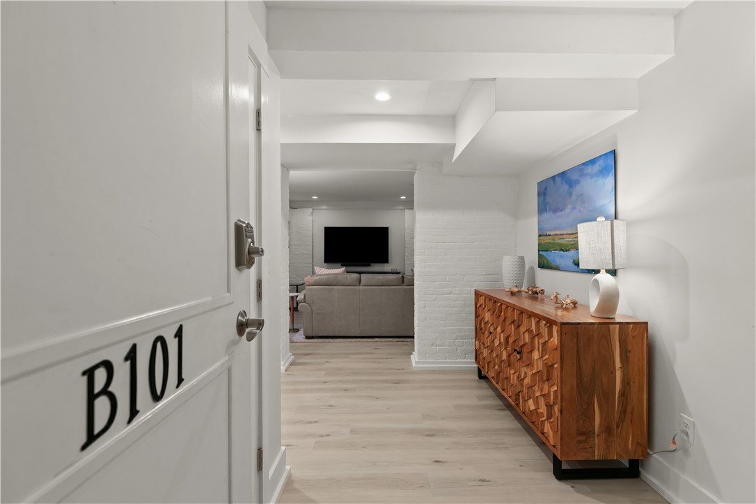 426 Spring Street B101