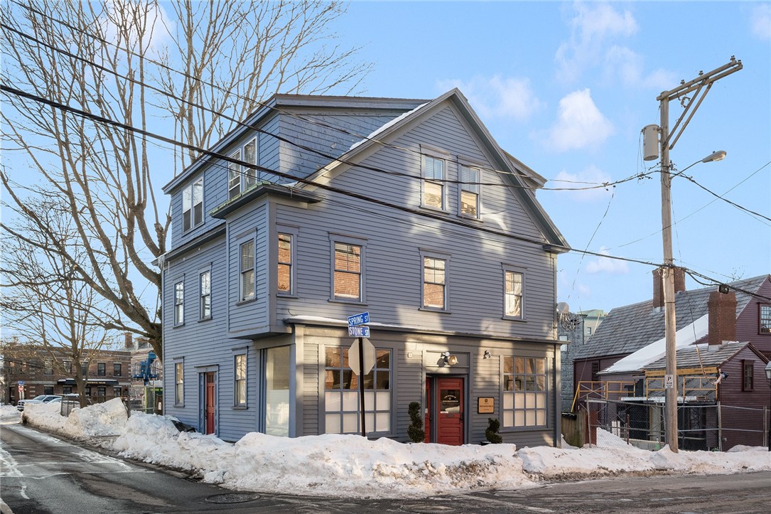 21 Spring Street 2