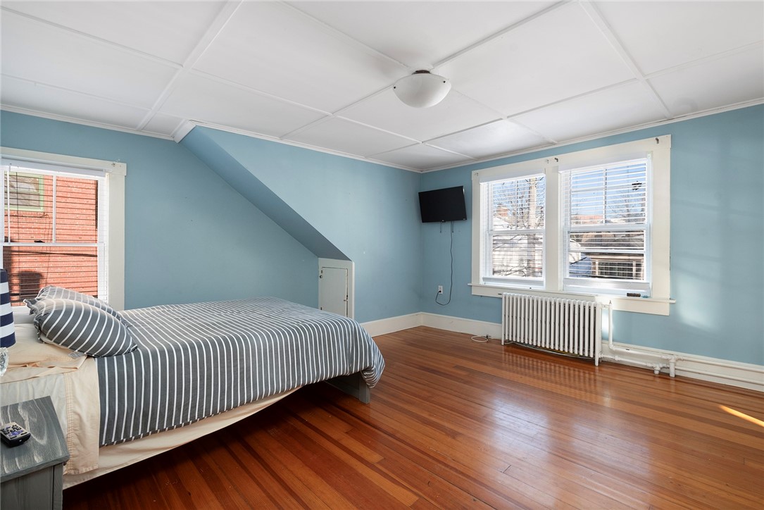 21 Spring Street 3