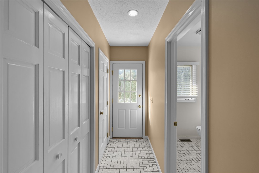 82 Mountain Laurel Drive