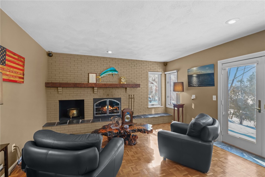 82 Mountain Laurel Drive