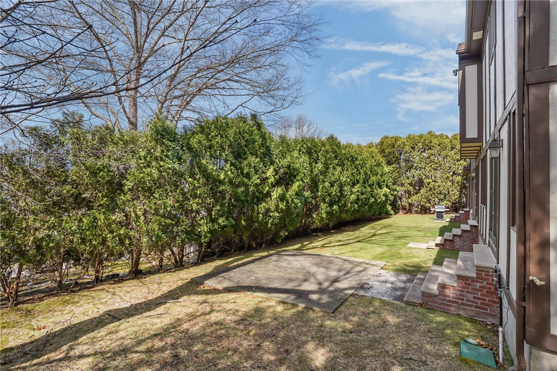 82 Mountain Laurel Drive