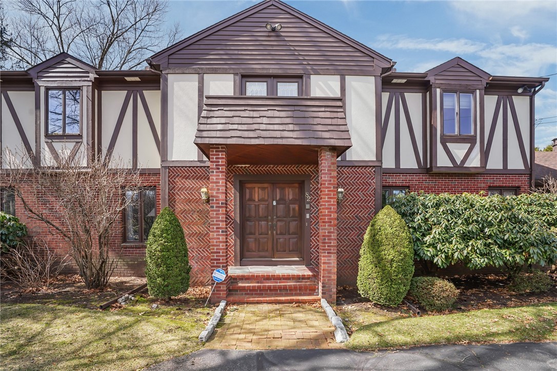 82 Mountain Laurel Drive