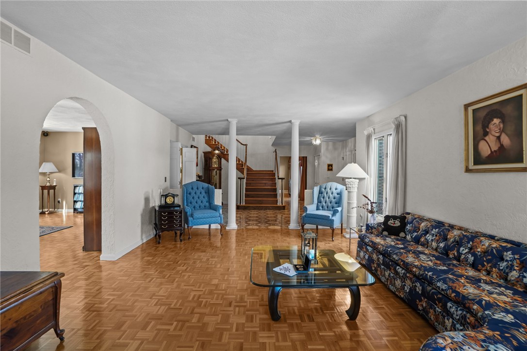 82 Mountain Laurel Drive