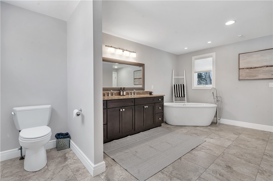 275 Meshanticut Valley Parkway