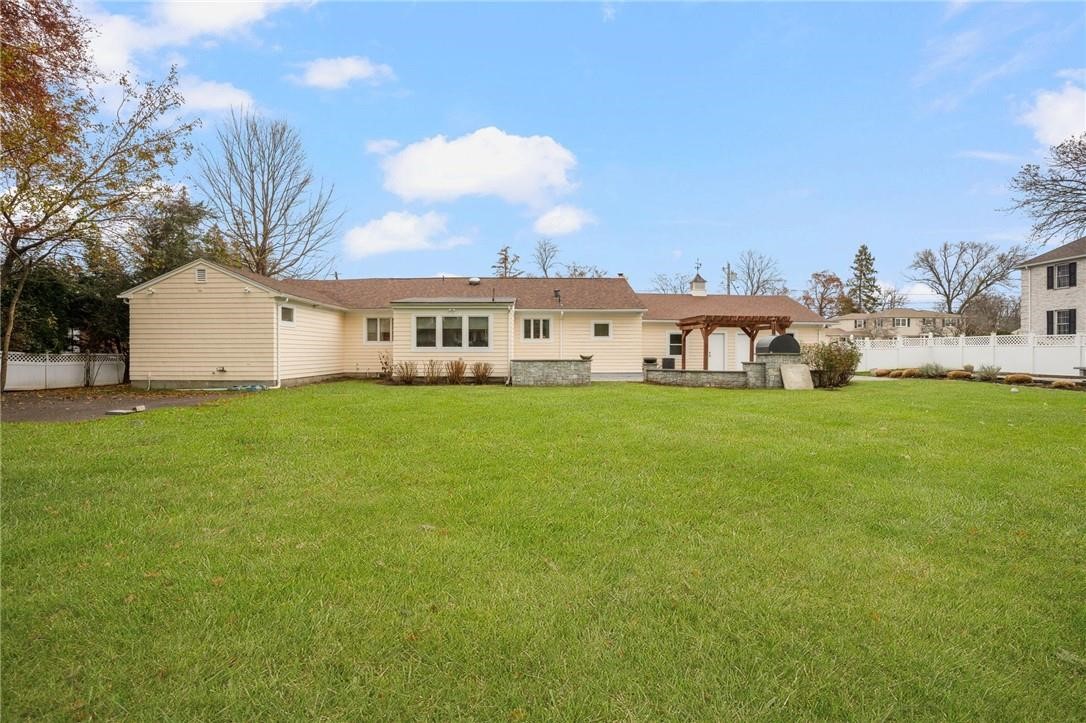 275 Meshanticut Valley Parkway