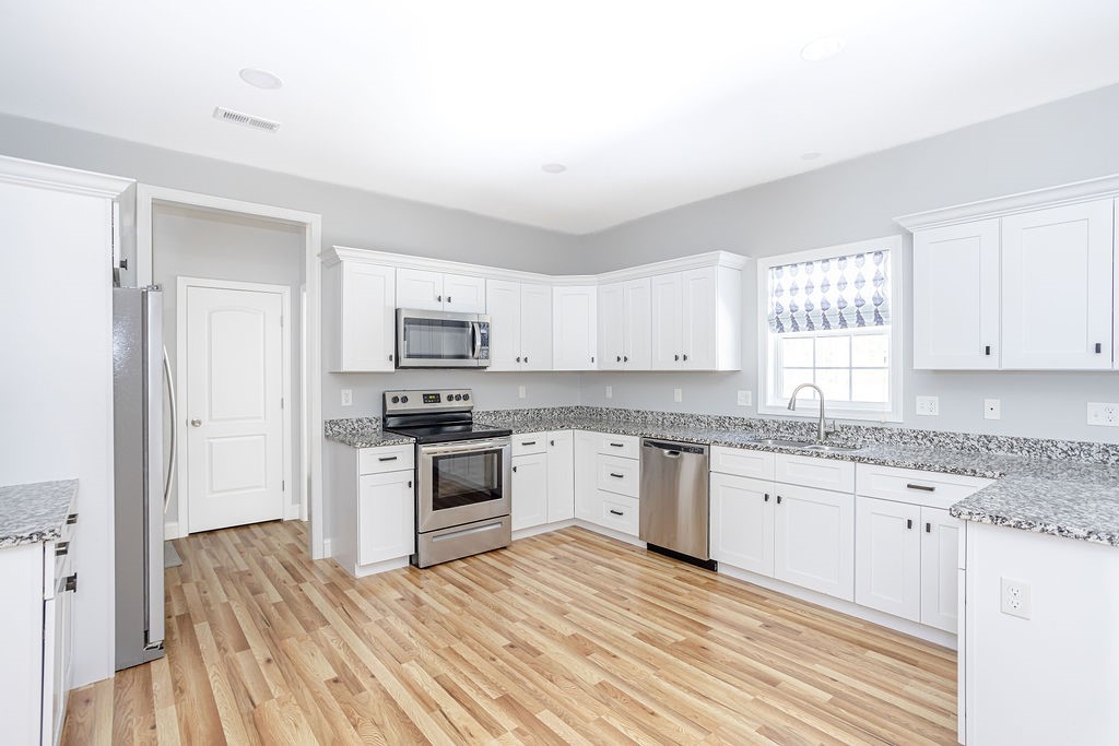 20 Nantucket Drive