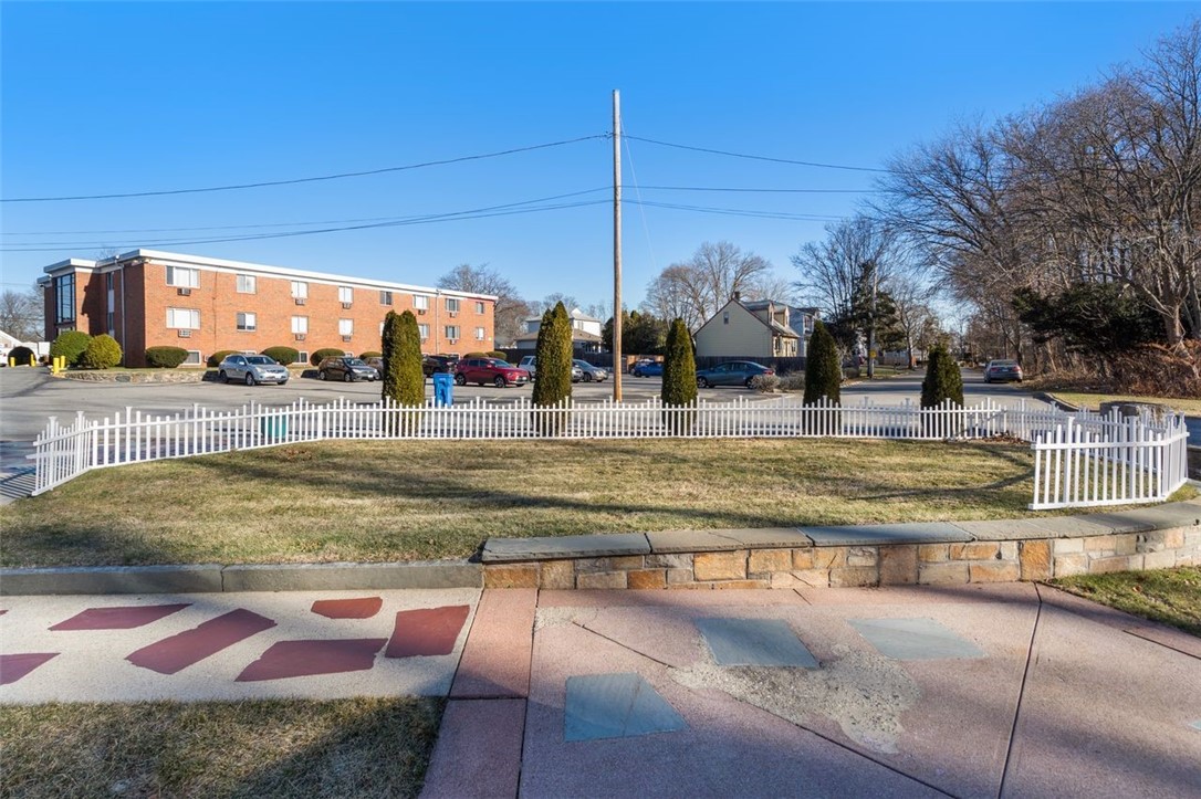 84 Intervale Road