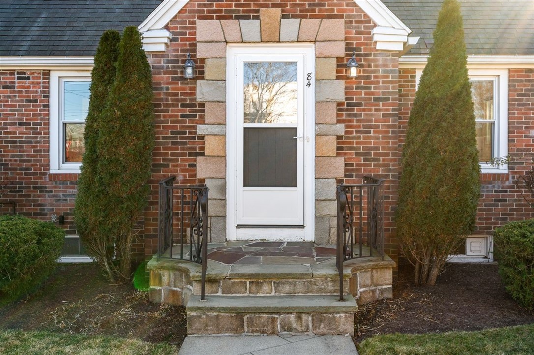84 Intervale Road