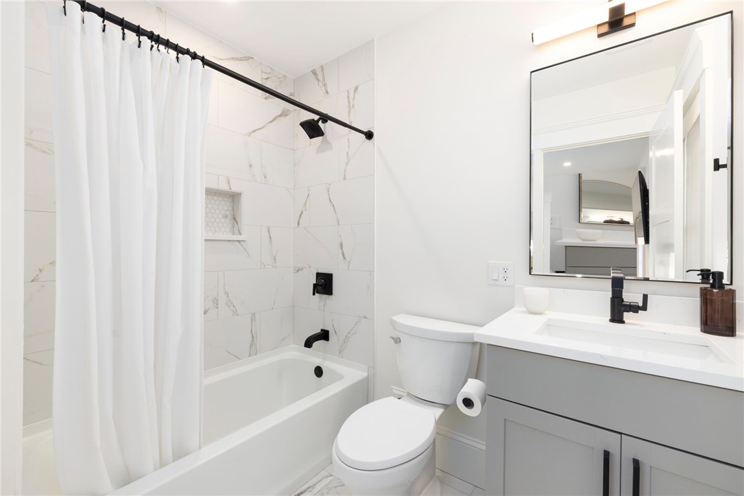 33 Carnegie Abbey Lane