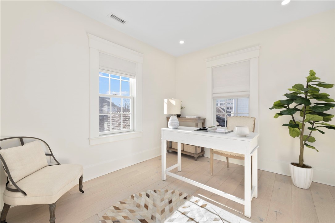 33 Carnegie Abbey Lane