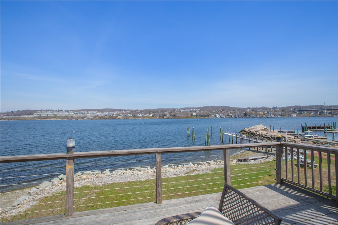 161 Narragansett Boulevard