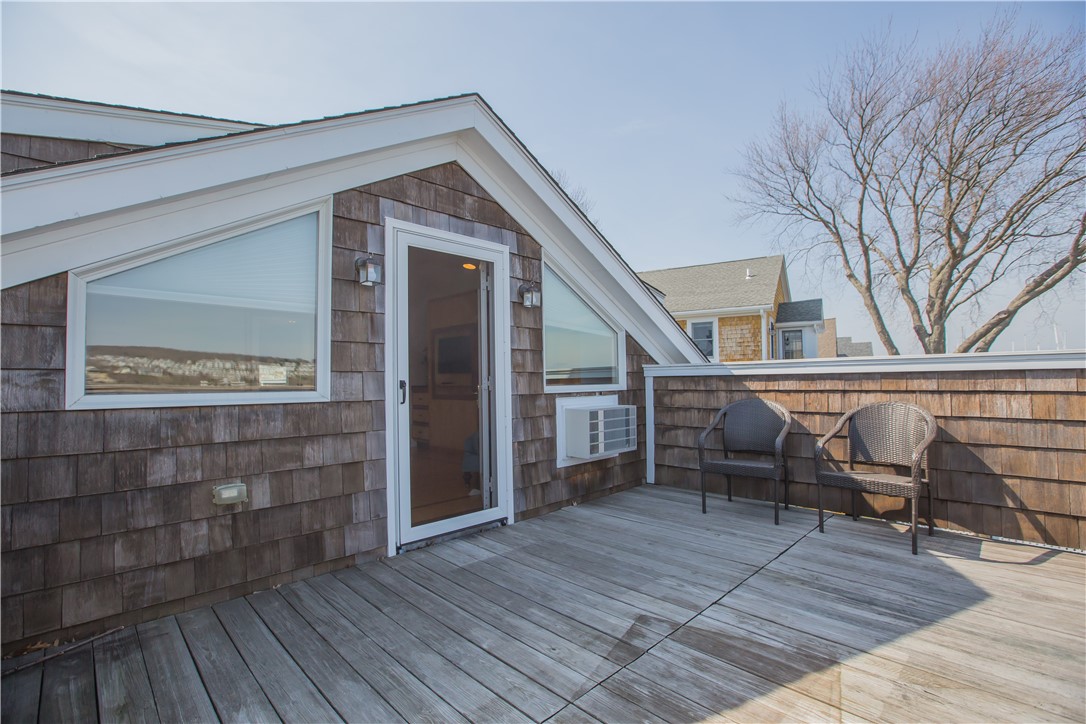 161 Narragansett Boulevard