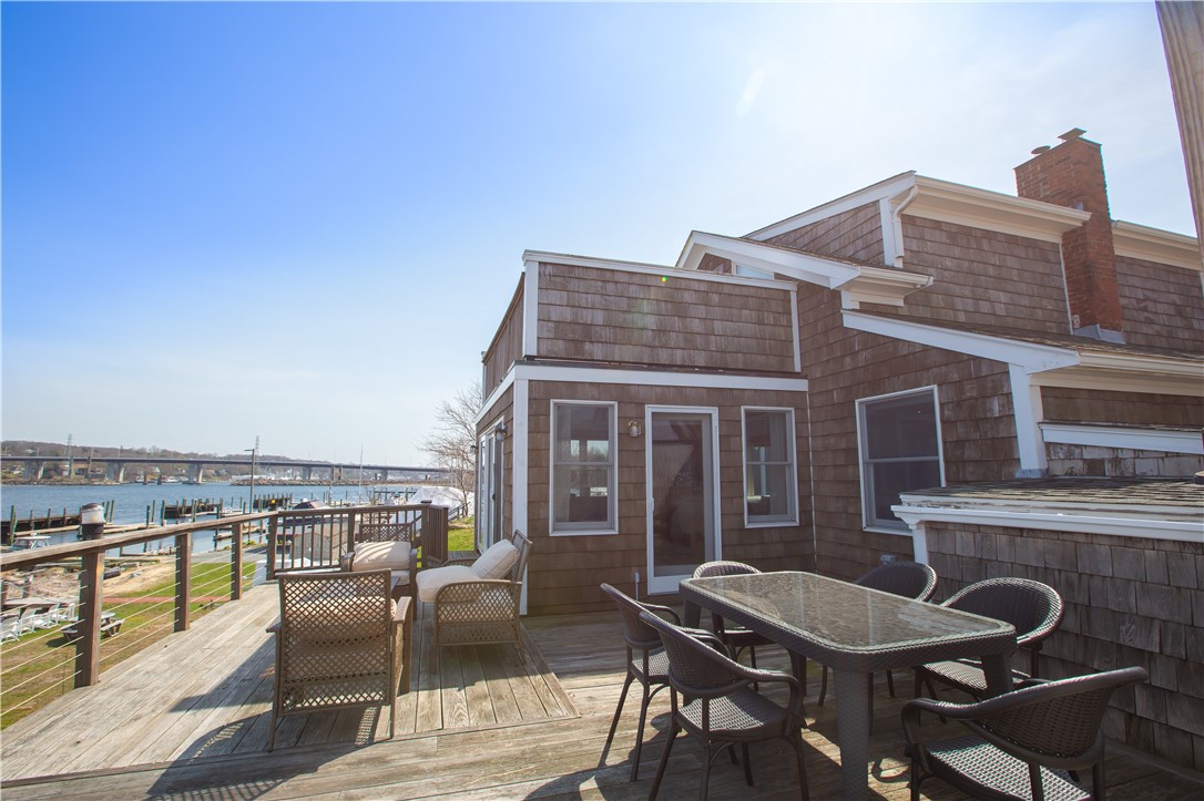 161 Narragansett Boulevard